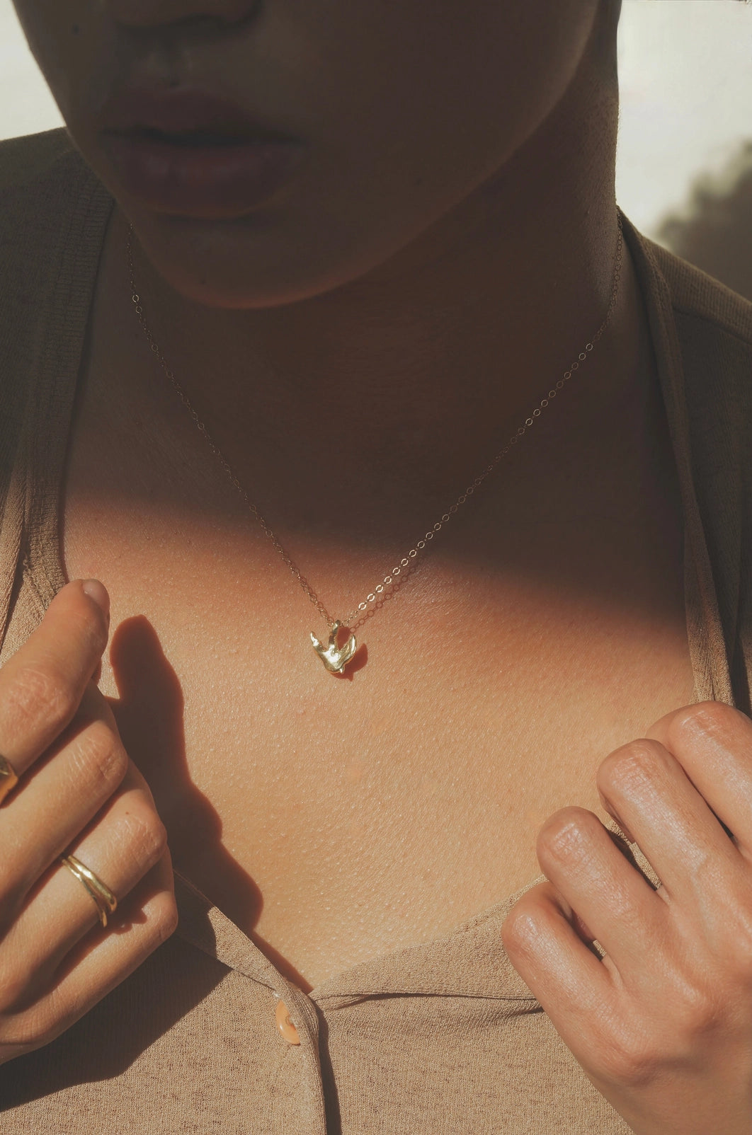 Avis Necklace
