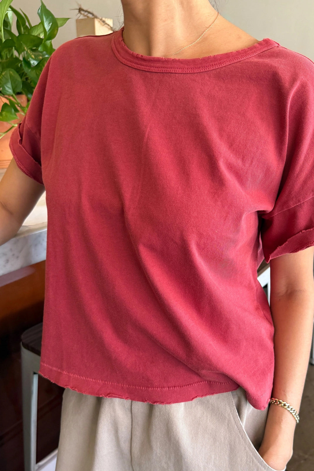 Fille Tee - Multiple Colors
