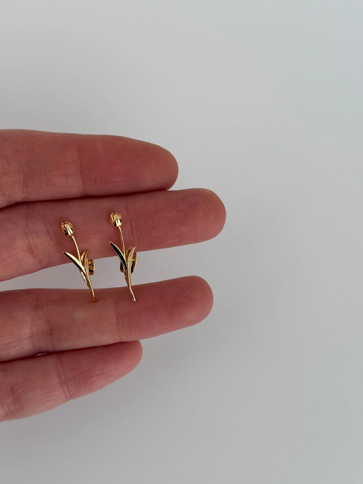 Tulipan Stud Earrings