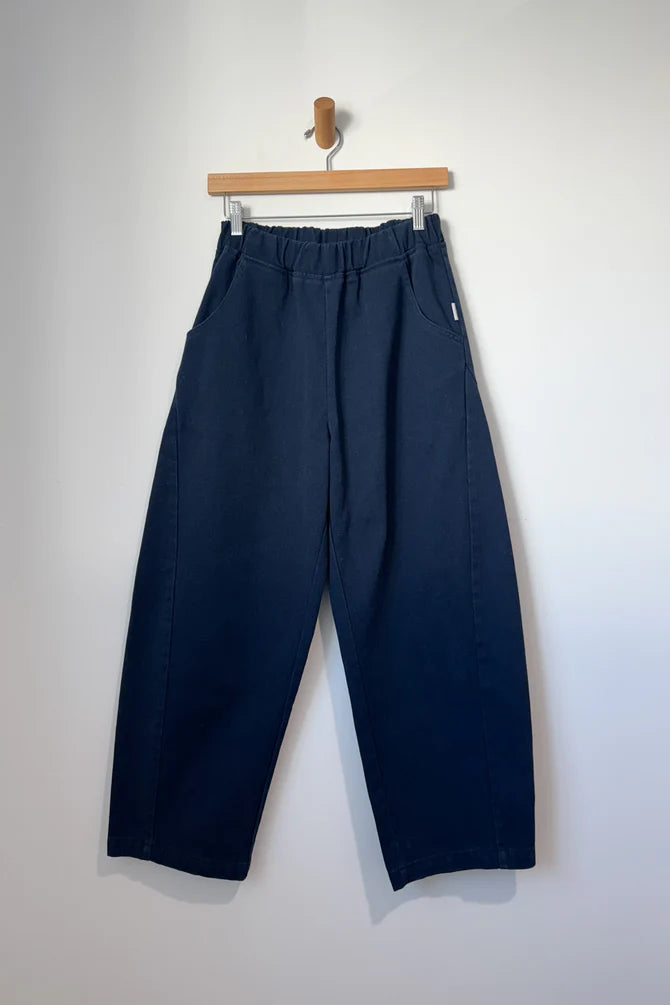 Arc Pants - Navy