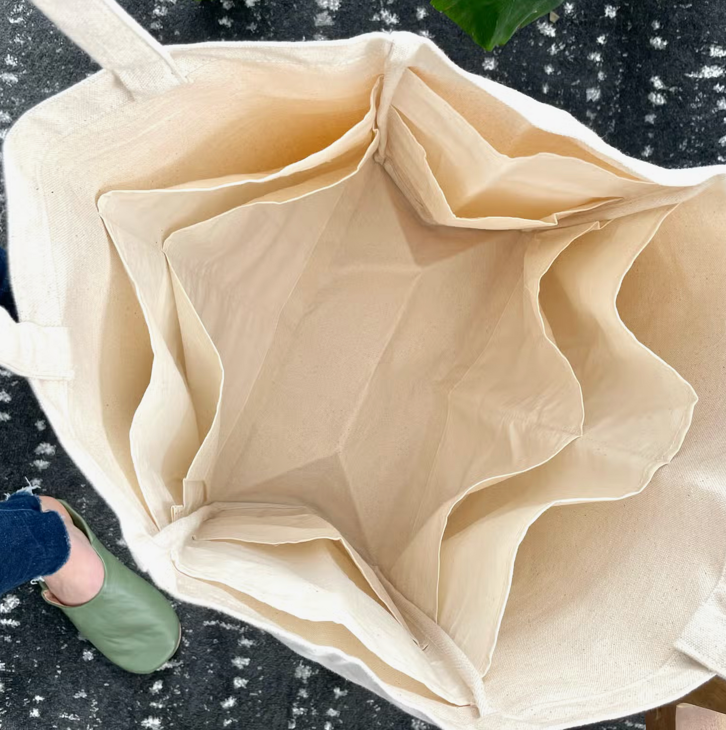 Multi Pocket Market Tote