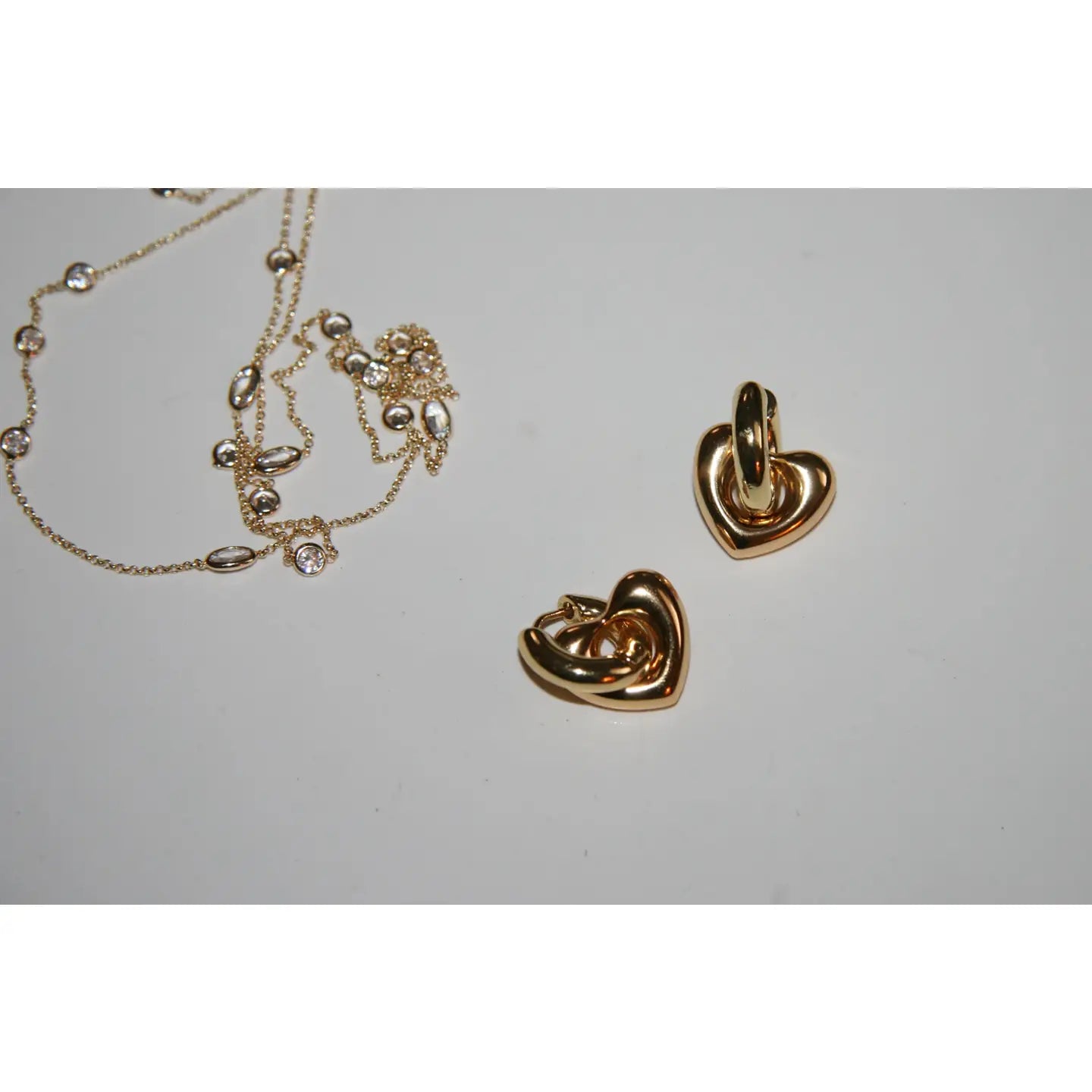 Coeur Gold-Filled Huggie Earrings