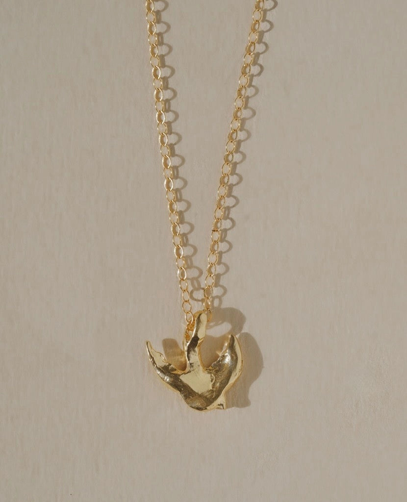 Avis Necklace