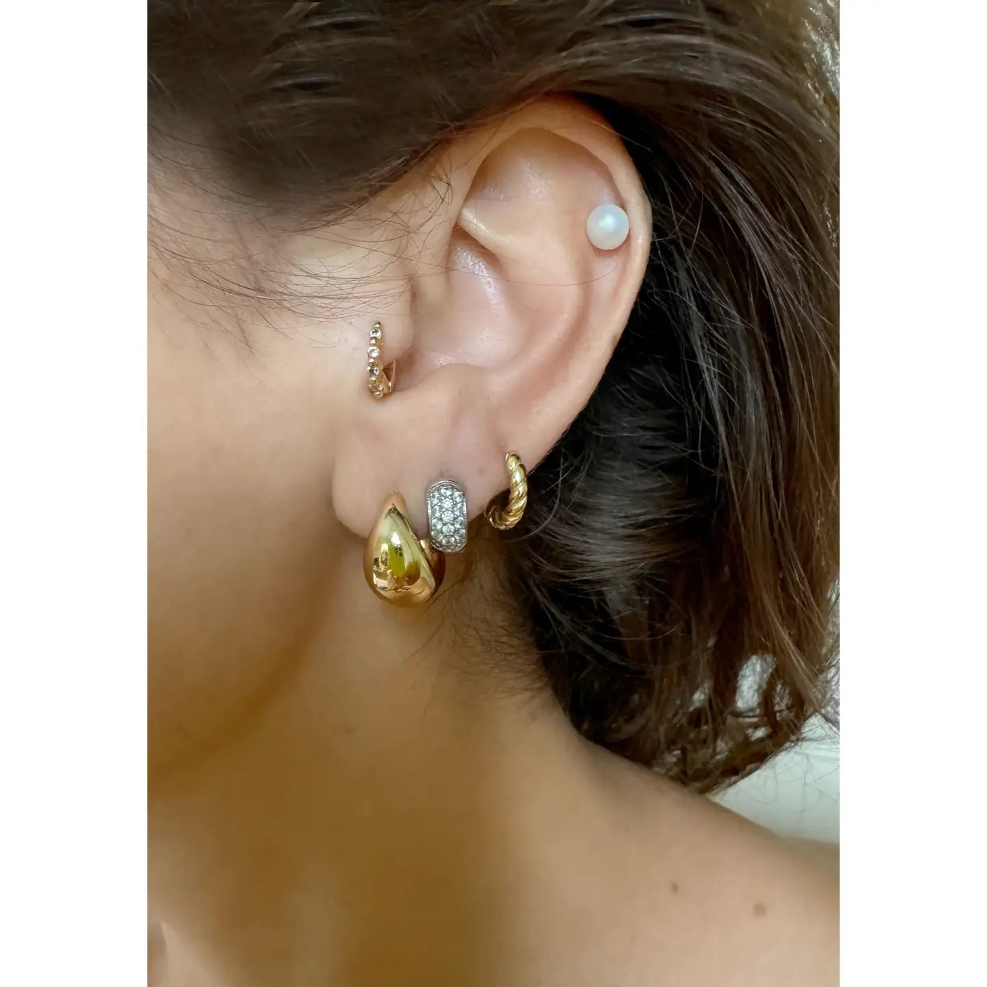 Tulip Gold-Filled Huggie Earrings