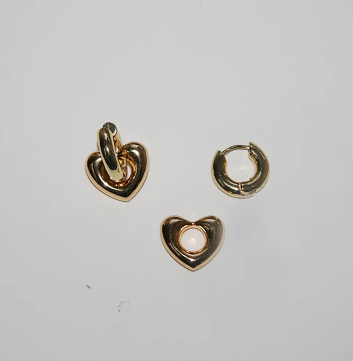 Coeur Gold-Filled Huggie Earrings