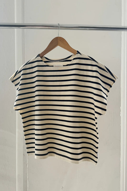 Manon Tee