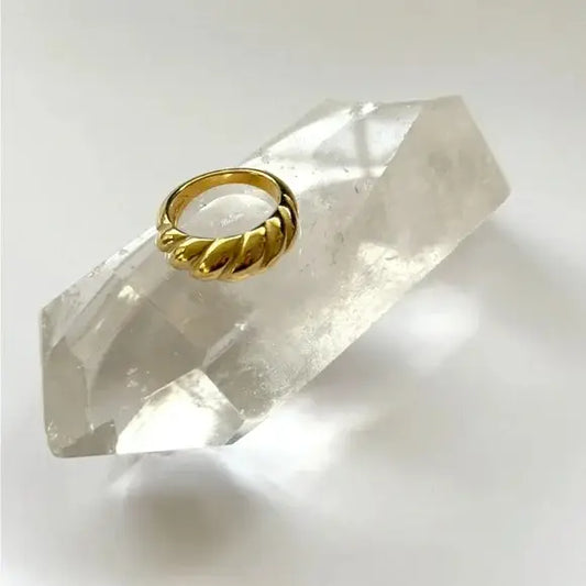 Croissant Ring