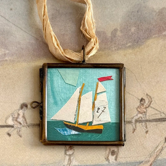 Hanging Locket - Small Sail