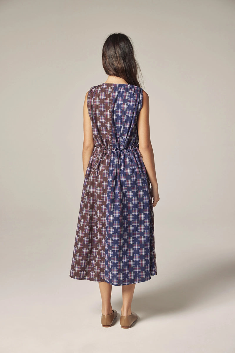 Contrast V-Neck Dress