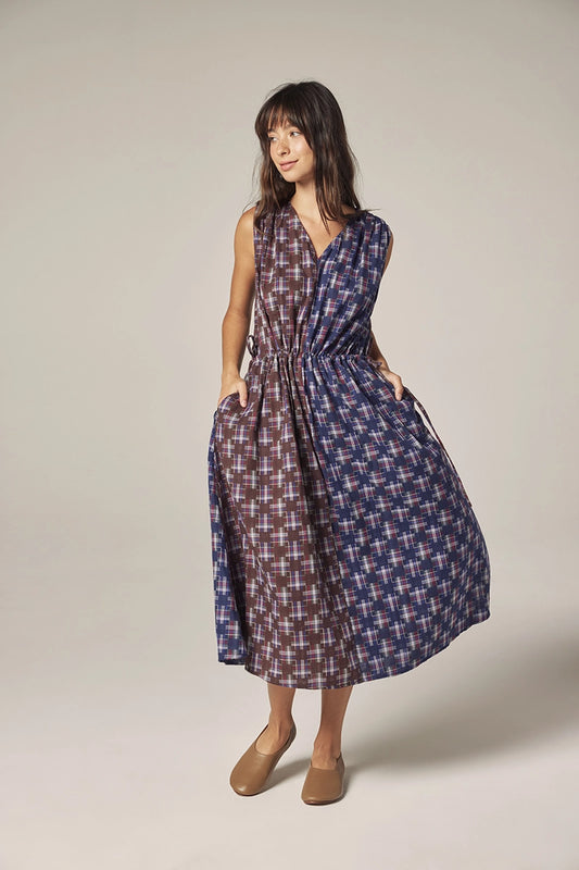 Contrast V-Neck Dress