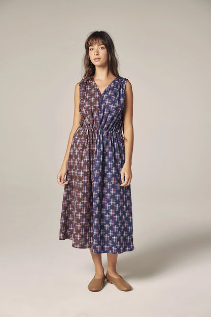 Contrast V-Neck Dress