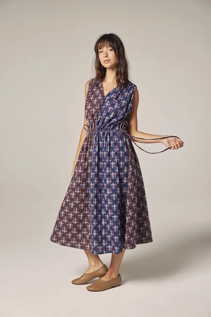 Contrast V-Neck Dress