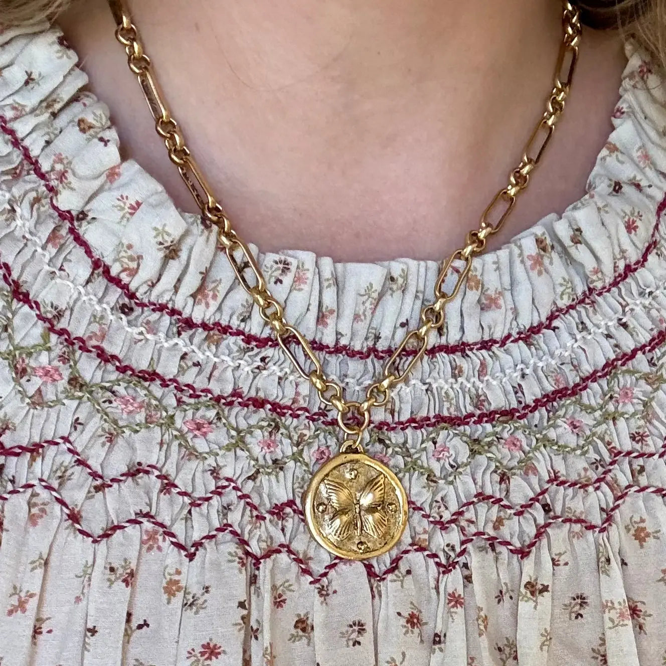 Chou Necklace
