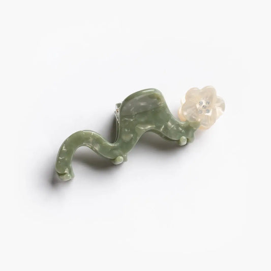 Blossom Squiggle Claw