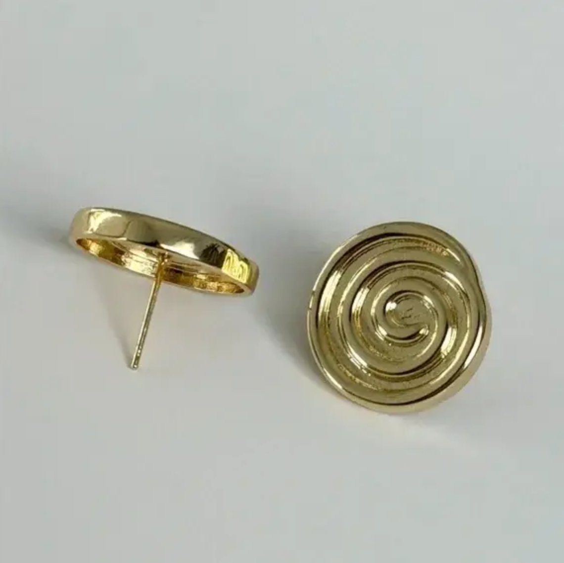 Le Tourbillon Stud Earrings