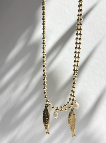 Perla Y Pes Necklace