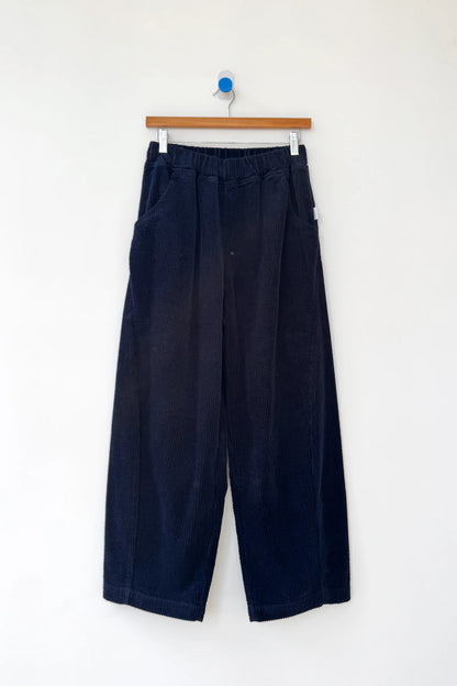 Soft Corduroy Arc Pants | Midnight