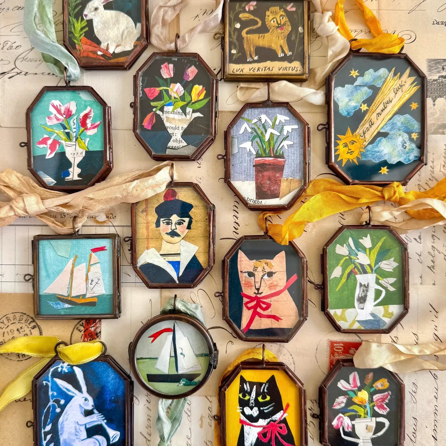 Hanging Locket - Small Sail