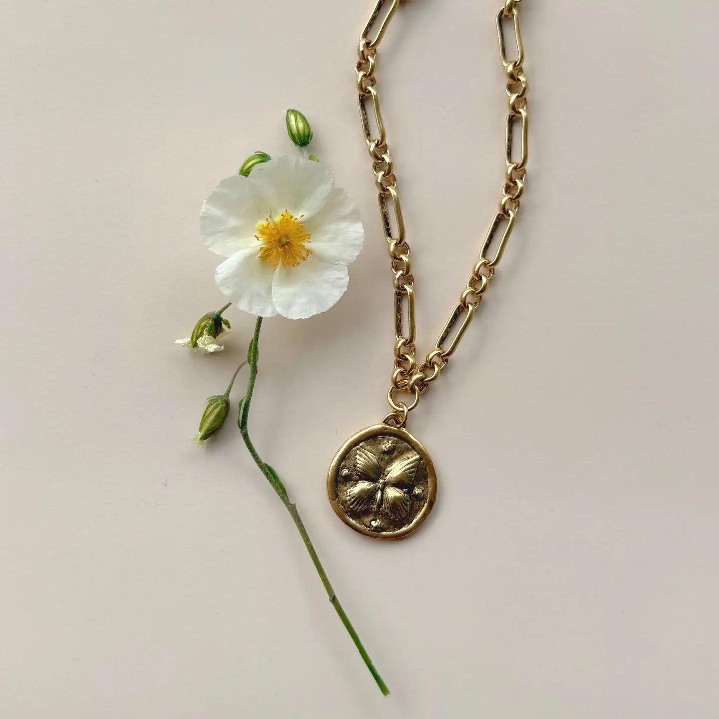 Chou Necklace