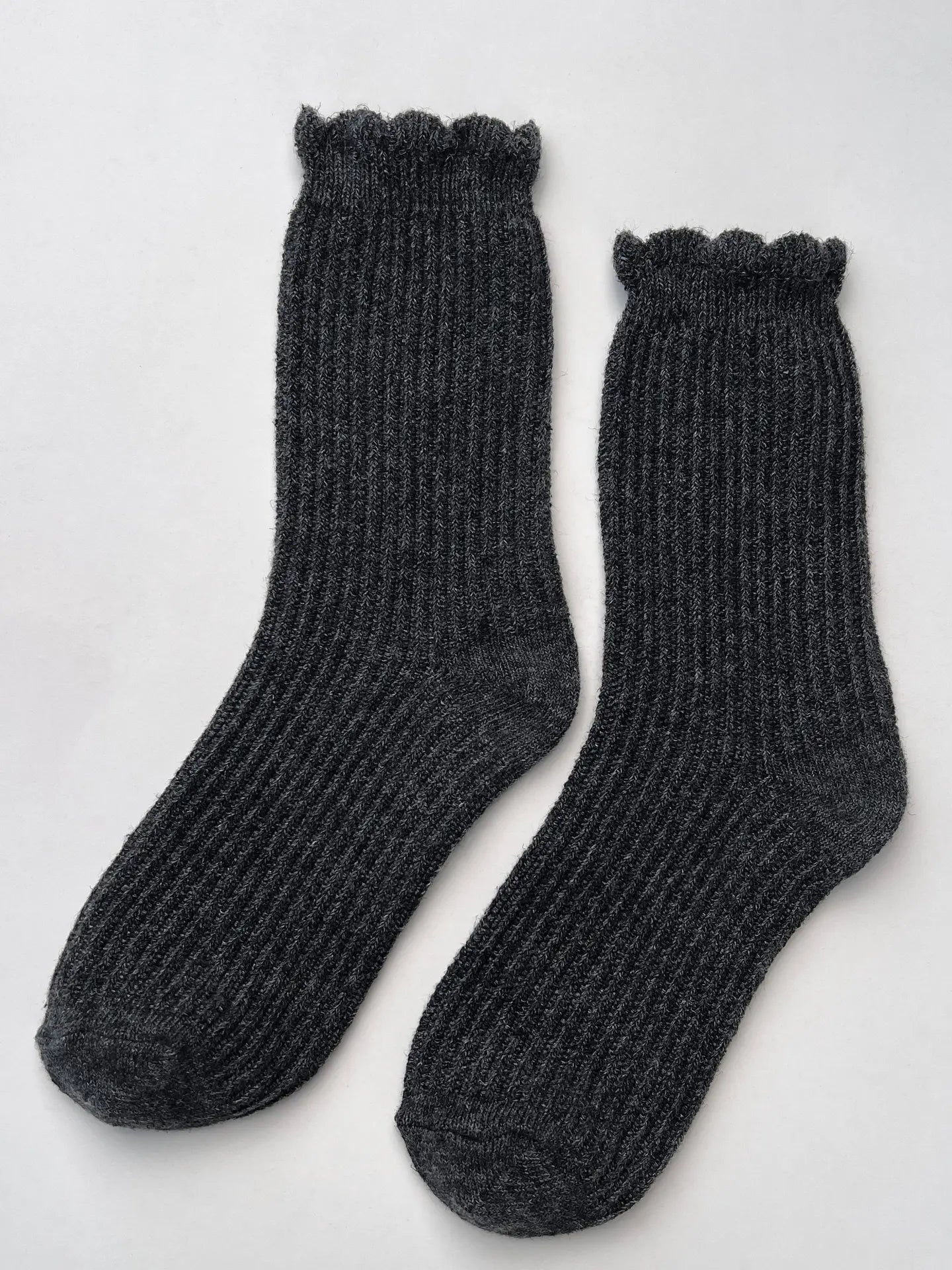 Linen Scallop Socks | Multiple Colors